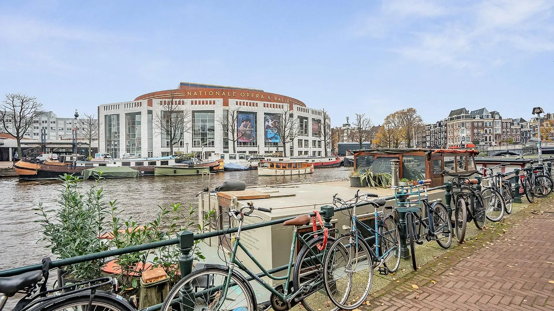 Apartment Amstel Houseboat Studio Right Across The Opera Amsterdam